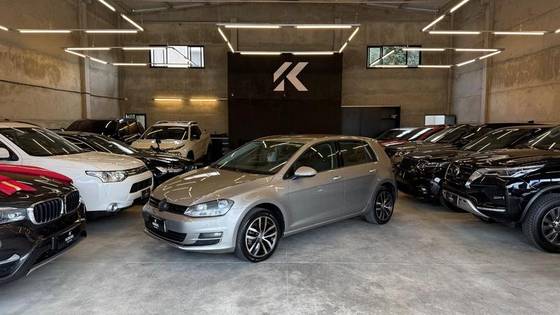 VOLKSWAGEN GOLF 1.4 TSI HIGHLINE 16V GASOLINA 4P AUTOMÁTICO VOLKSWAGEN GOLF 1.4 TSI HIGHLINE 16V GASOLINA 4P AUTOMÁTICO